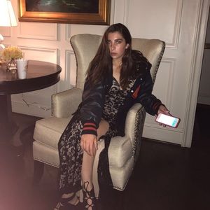 Meet your Posher, Emma